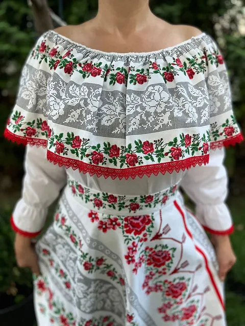 Ie traditionala Sandra