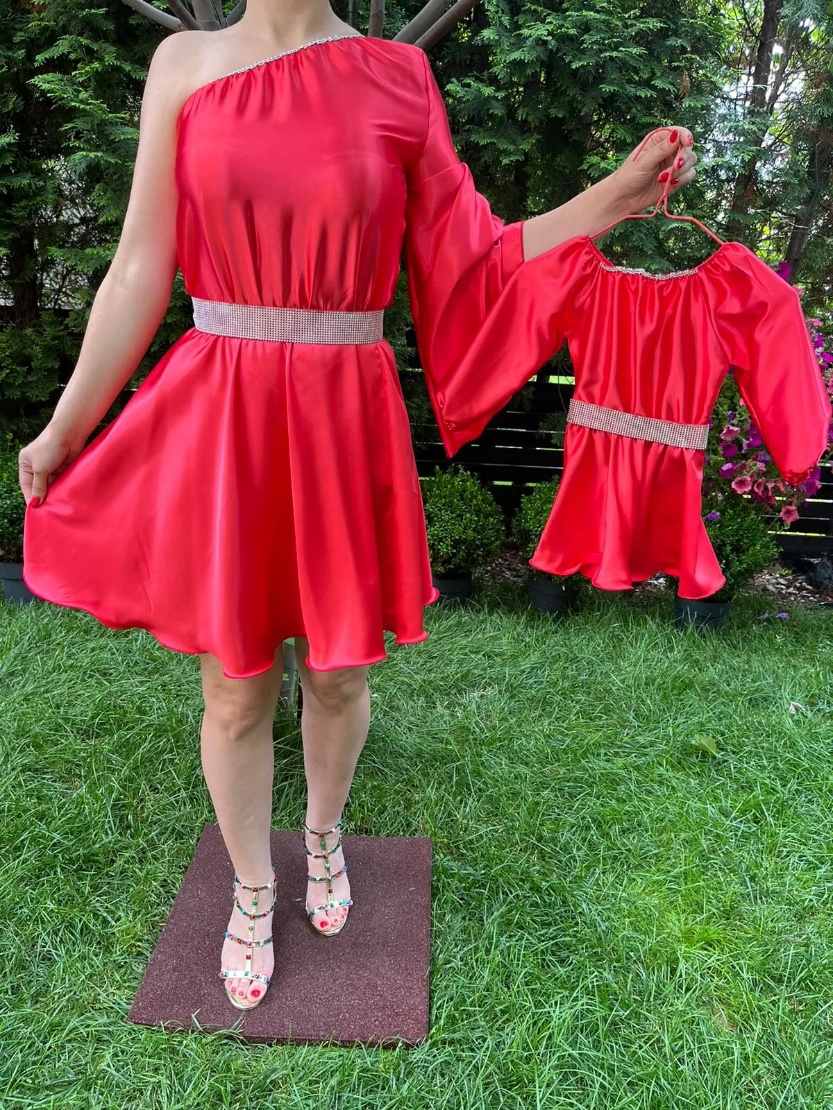 Rochie scurta Aurora rosie