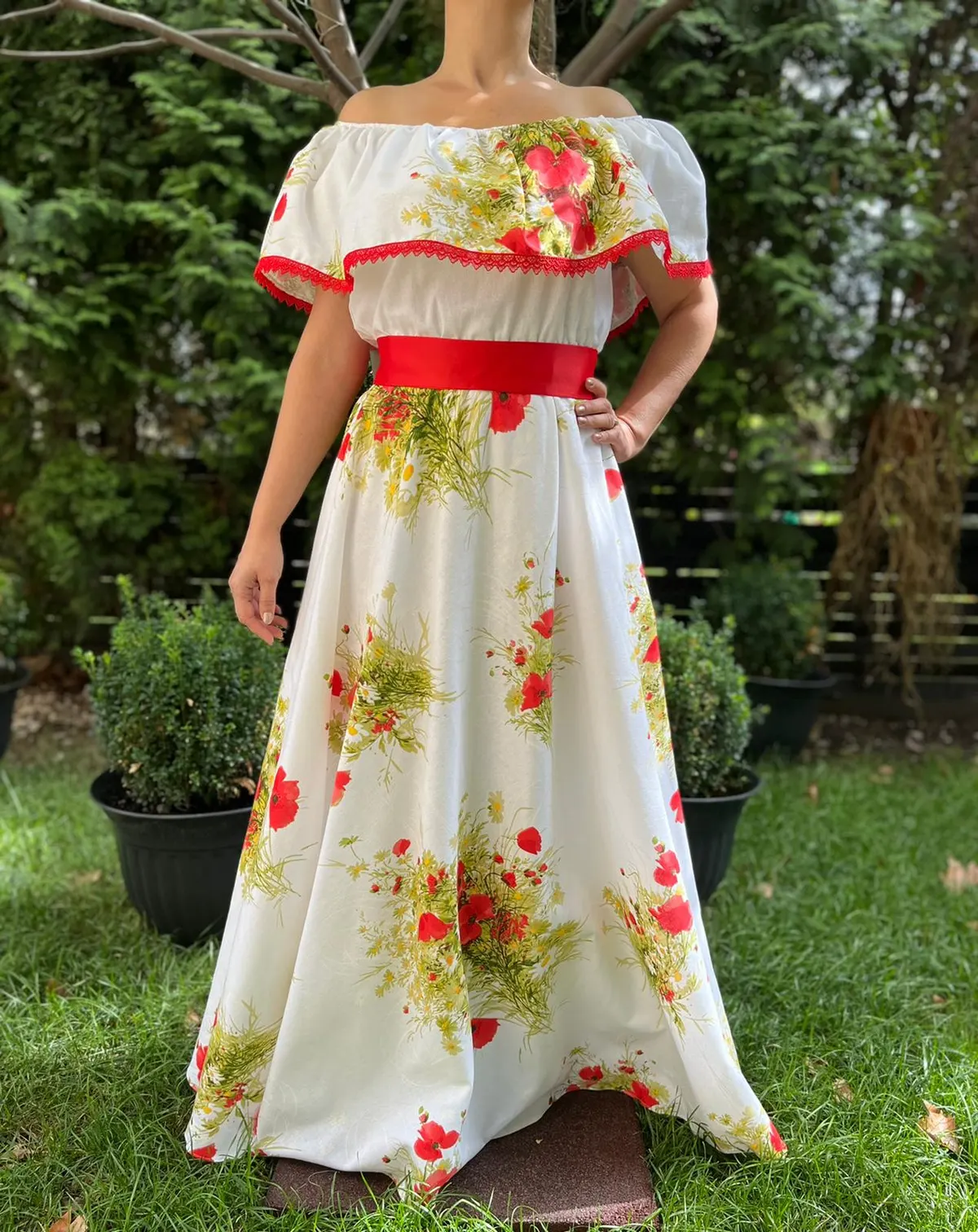 Rochie traditionala lunga Lorena