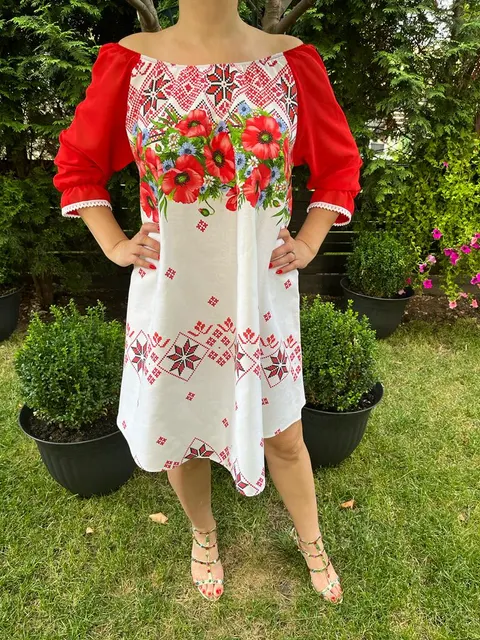 Rochie traditionala Nicoleta