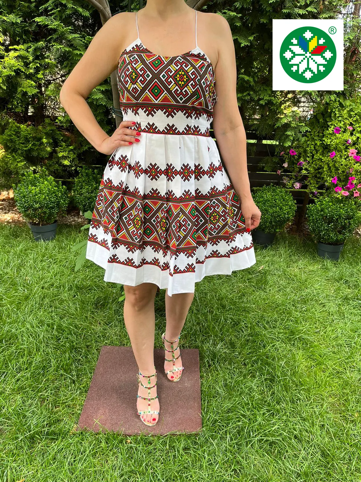 Rochie traditionala pliuri Loredana