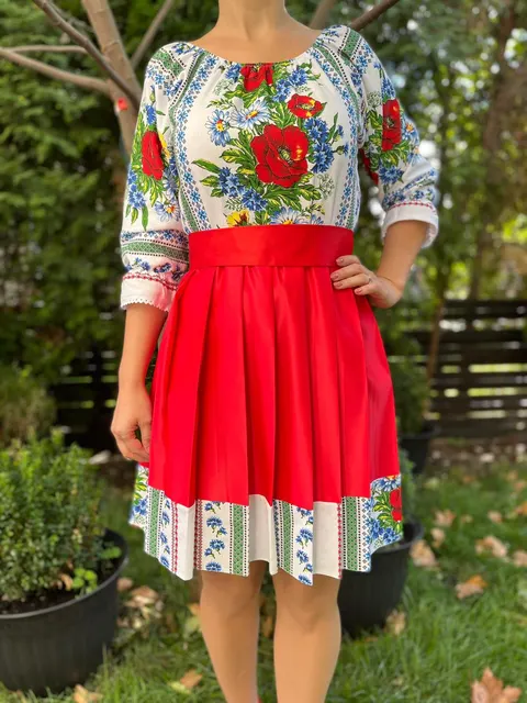 Rochie traditionala pliuri Raluca