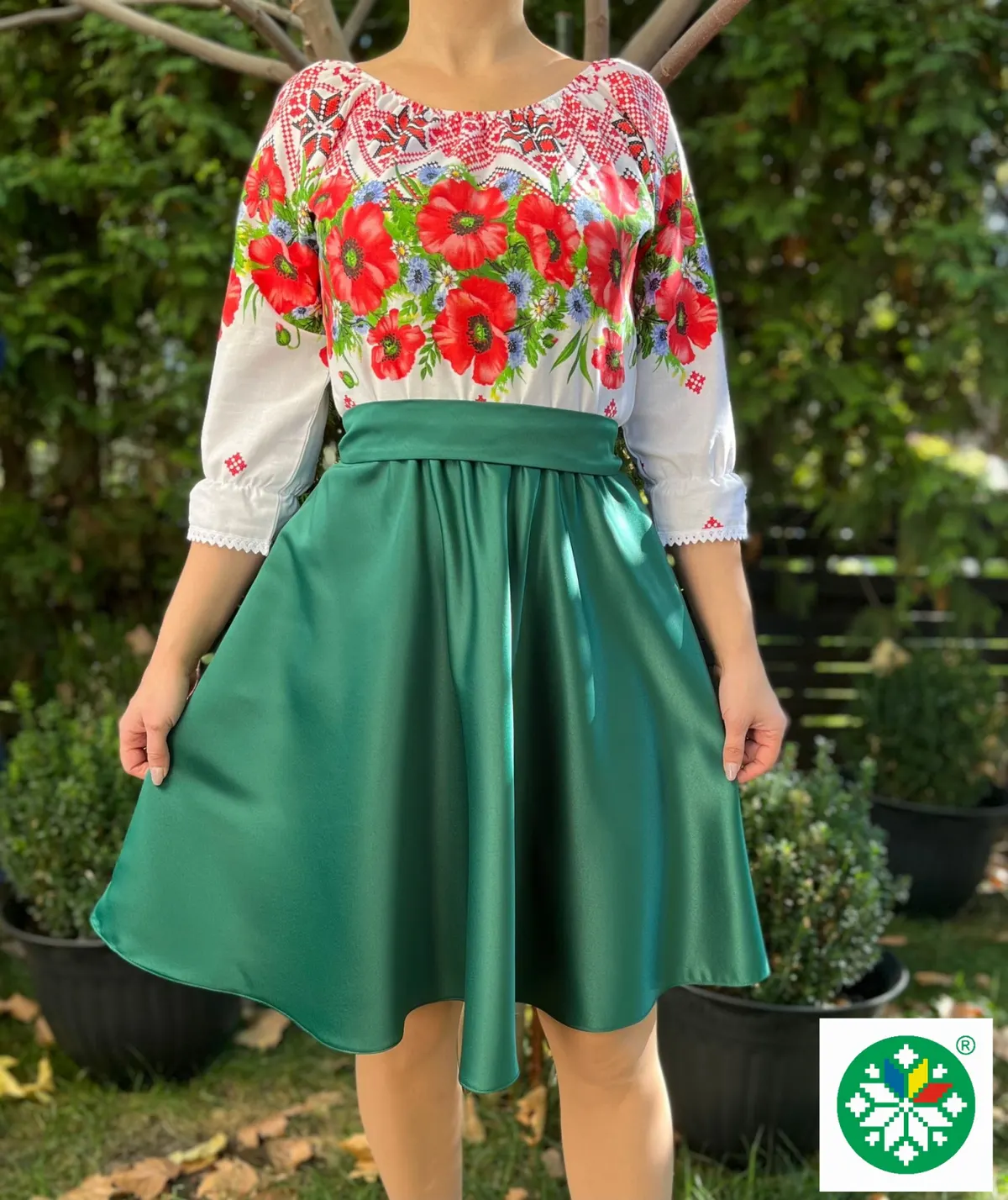 Rochie traditionala scurta Alberta