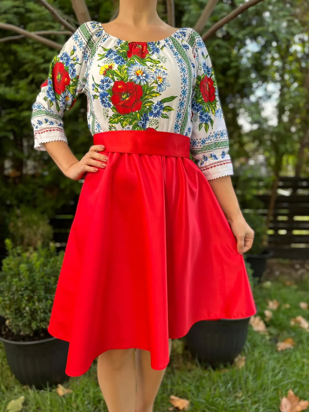 Rochie traditionala scurta Luiza