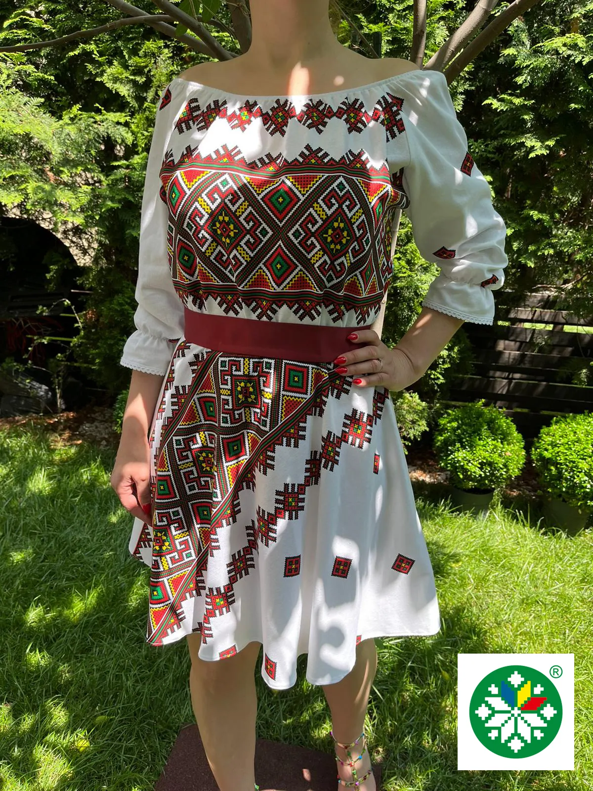 Rochie traditionala scurta Petruta