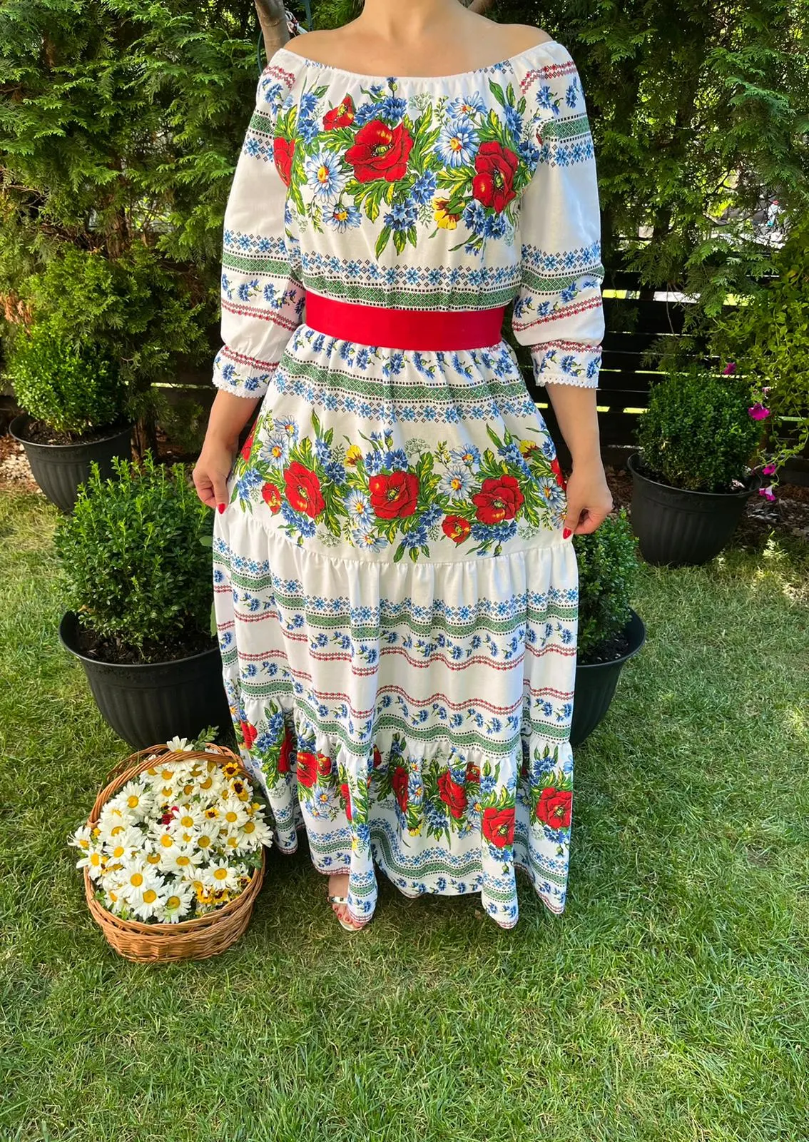 Rochie traditionala volane lunga Gia