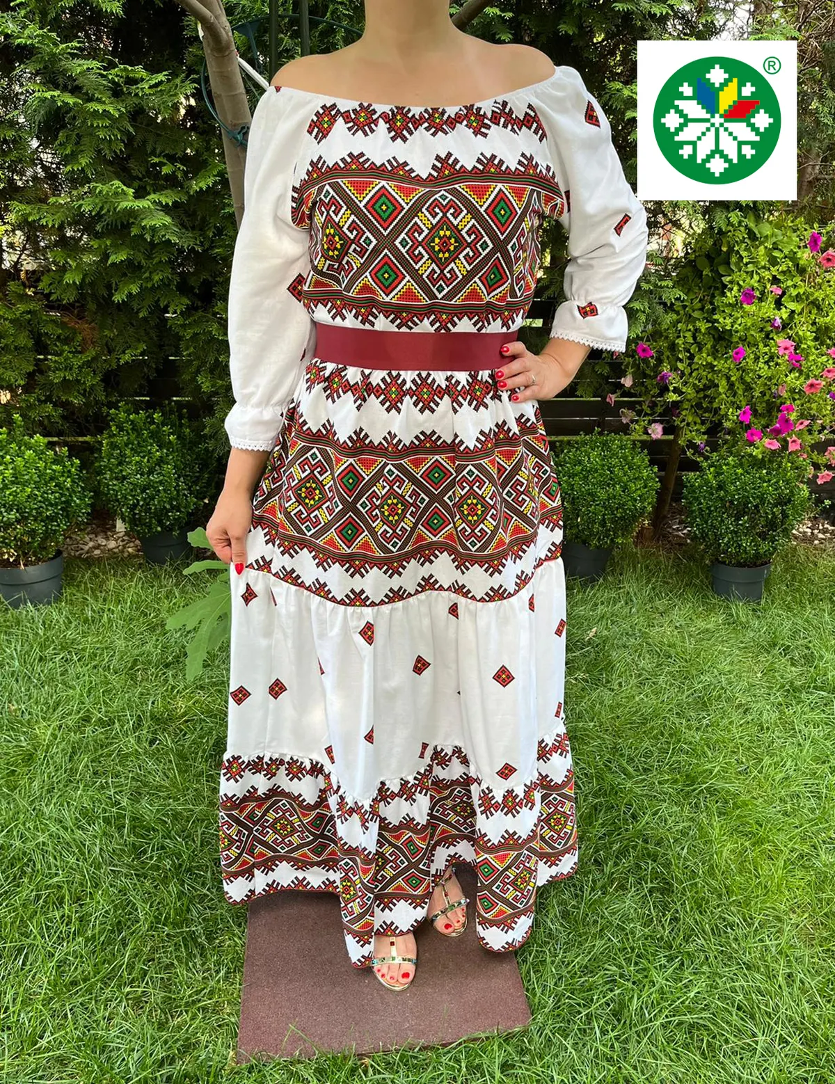 Rochie traditionala volane lunga Liliana