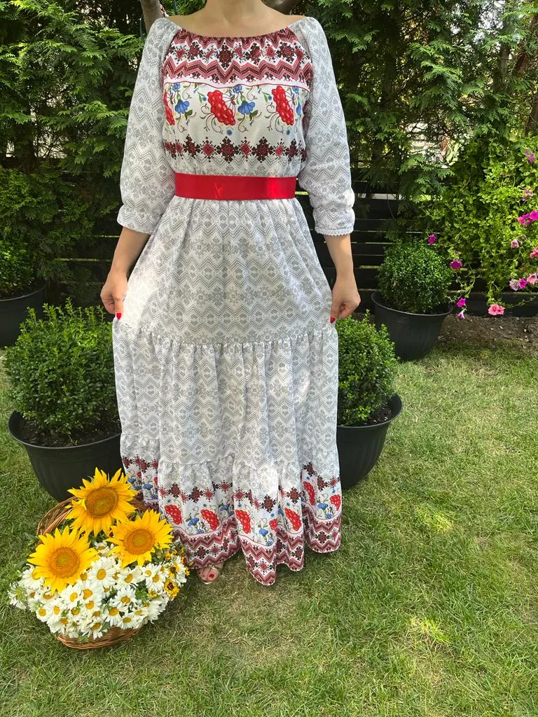 Rochie traditionala volane lunga Melania