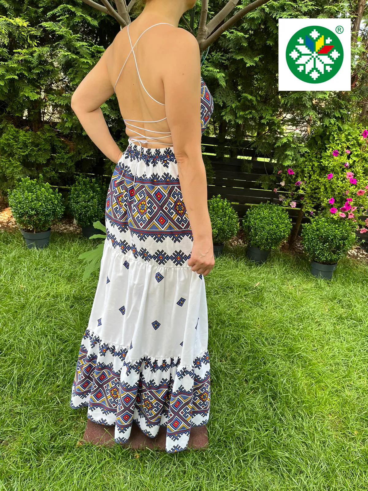 Rochie traditionala volane lunga Malina
