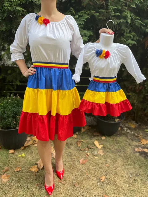 Set rochii tricolor