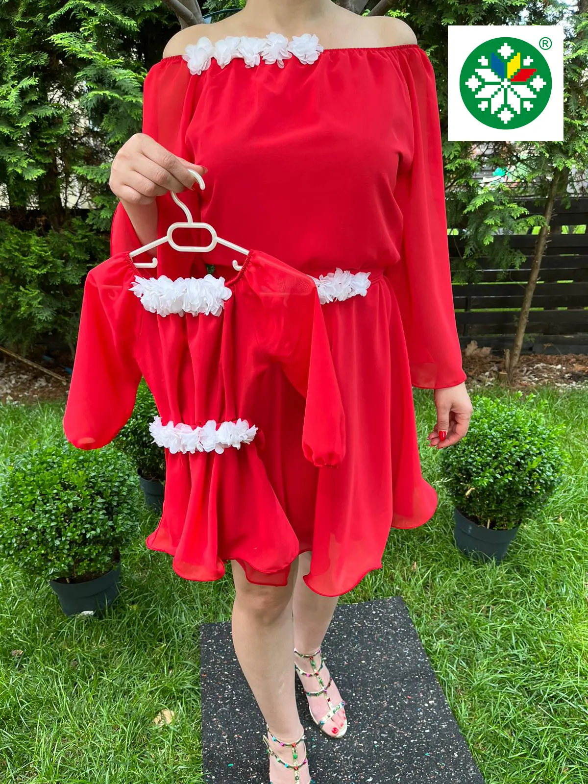 Set rochie scurta Cosanzeana rosie